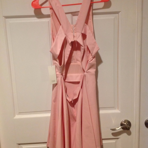 Formal Dress - Picture 6 of 8